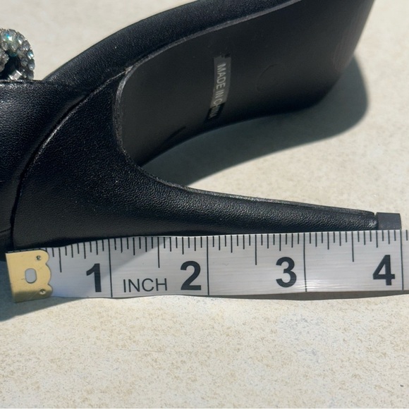 Mixx Shuz Black Open Toe with Circular Embellished Rhinestone Chain Size 9 Bling - Picture 7 of 8